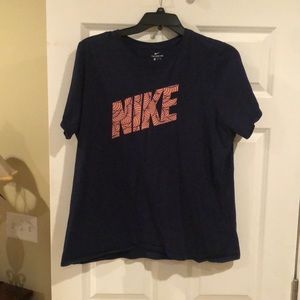 Nike T-shirt